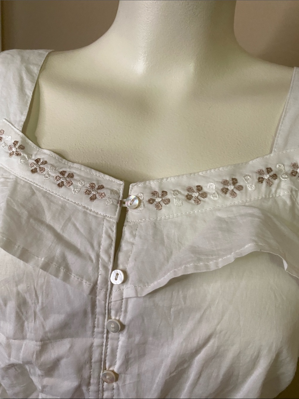 Passport White Cotton embroidered boho cottagecore fem camisole M - Picture 3 of 8